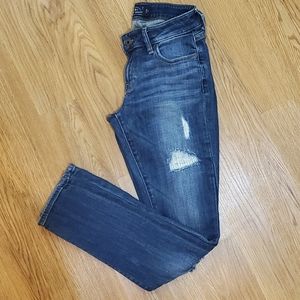 Lucky brand distressed skinny jeans